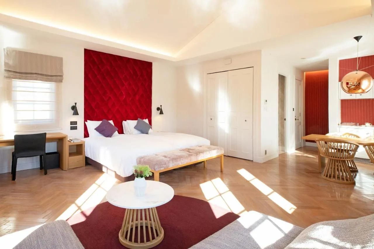 Petals Tokyo - Floating Hotel 4*,